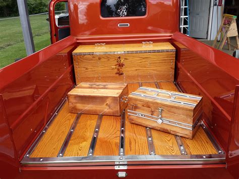 painting old truck toolboxes